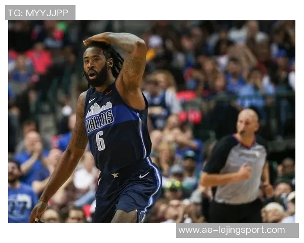 小乔丹表现出色半场7分钟高效贡献7分3板助力球队 小乔丹表现出色半场7分钟高效贡献7分3板助力球队