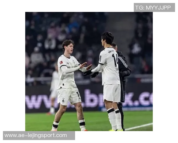 英媒报道高井幸大即将伤愈复出有望在12月迎来热刺首秀