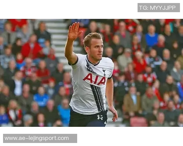 弗里德尔回忆舍伍德信任凯恩的决策以及其迅速超越阿德巴约的过程